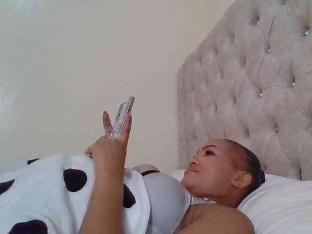 Blackmelanin1 webcam