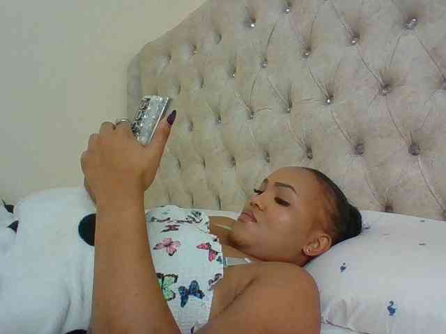 Blackmelanin1 webcam