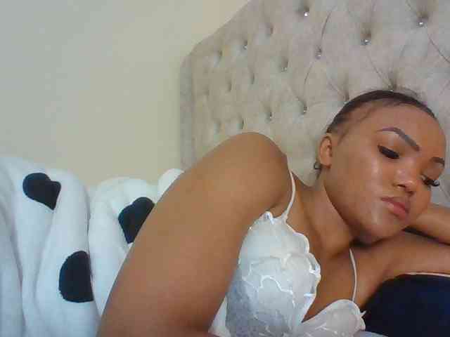 Blackmelanin1 webcam