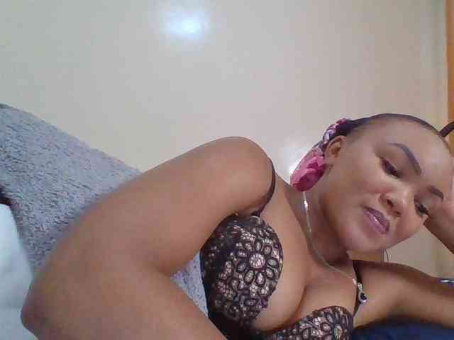 Blackmelanin1 webcam