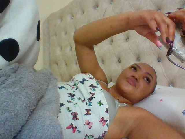 Blackmelanin1 webcam