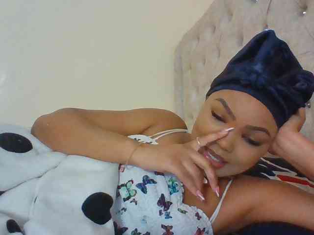 Blackmelanin1 webcam