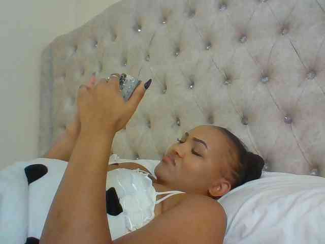 Blackmelanin1 webcam