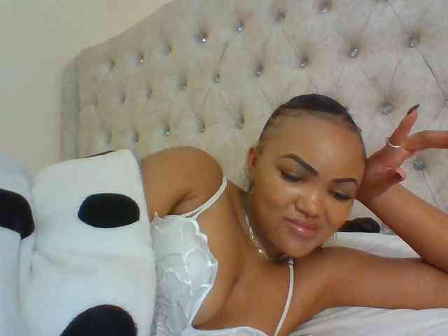 Blackmelanin1 webcam