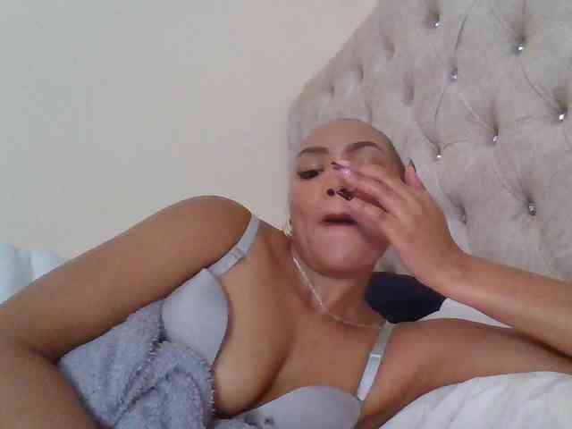 Blackmelanin1 webcam