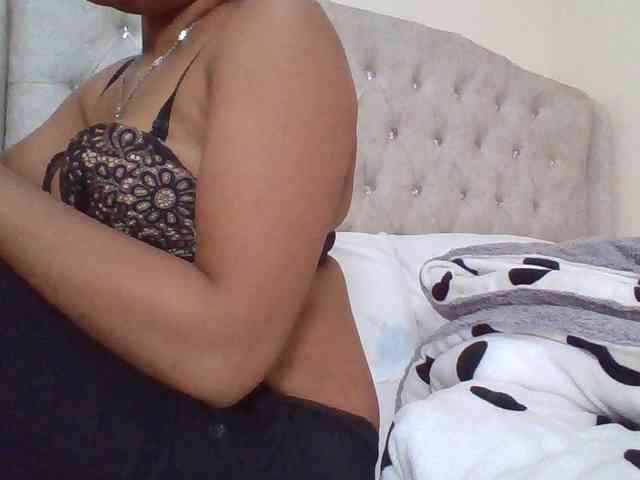 Blackmelanin1 webcam