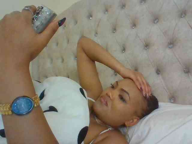 Blackmelanin1 webcam