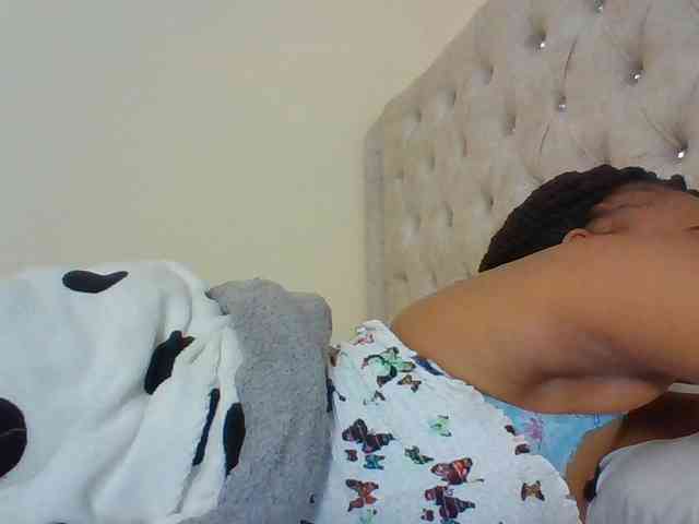 Blackmelanin1 webcam