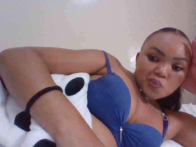 Blackmelanin1 webcam