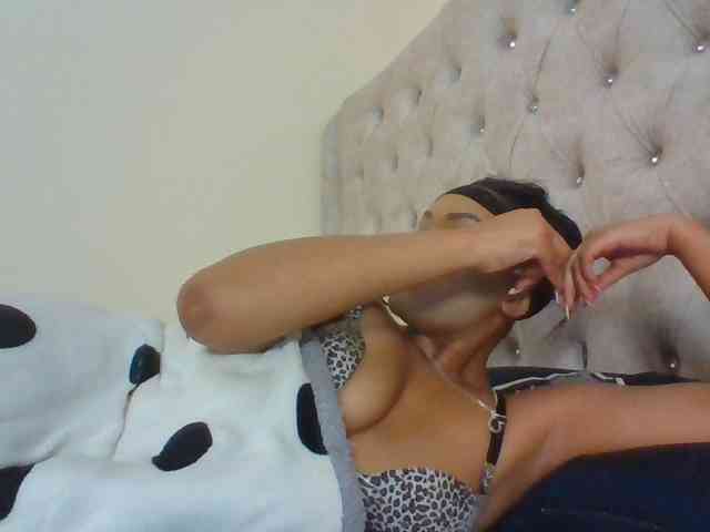 Blackmelanin1 webcam