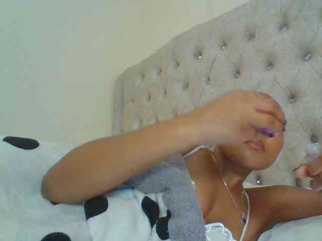 Blackmelanin1 webcam