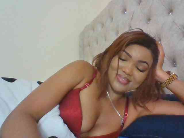 Beautystar12's webcam live show