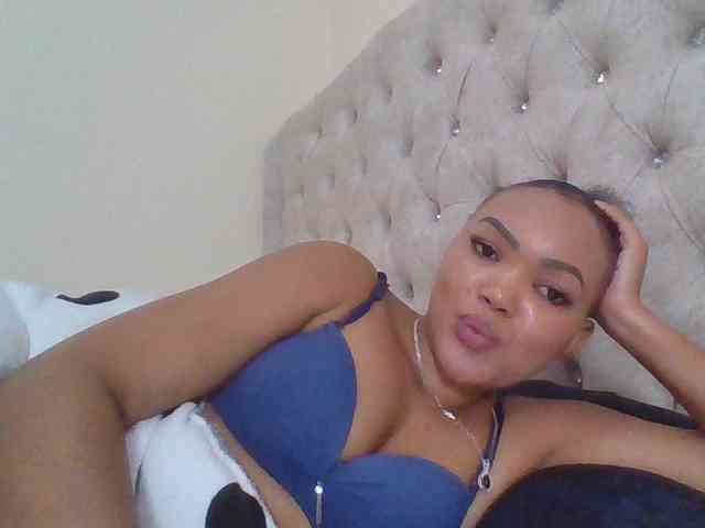 Blackmelanin1 webcam
