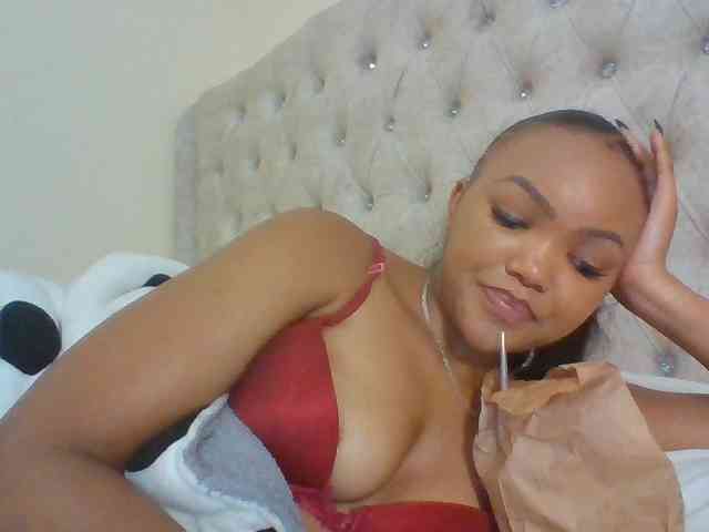 Blackmelanin1 webcam