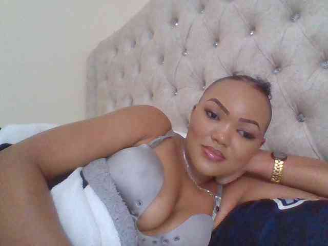 Blackmelanin1 webcam