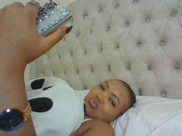Blackmelanin1 webcam