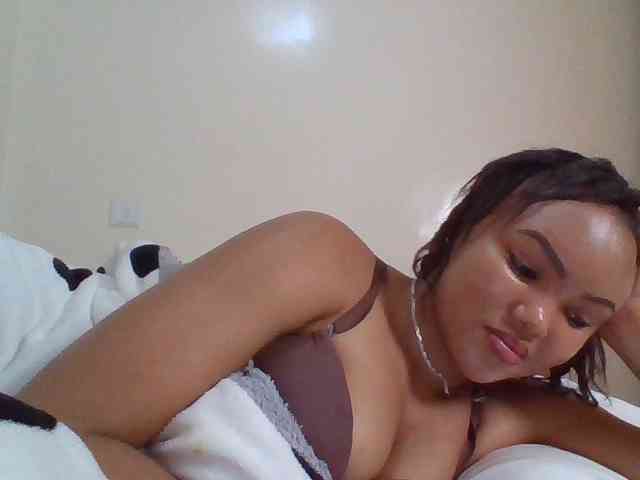 Blackmelanin1 webcam