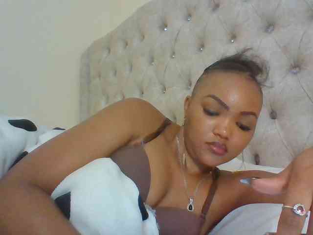 Blackmelanin1 webcam