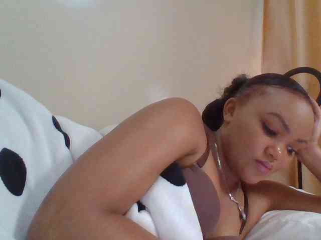 Blackmelanin1 webcam