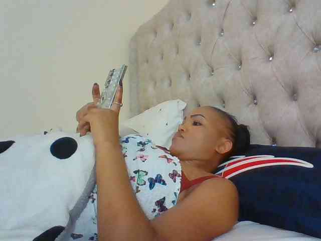 Blackmelanin1 webcam