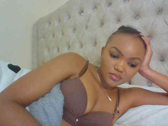 Blackmelanin1 webcam
