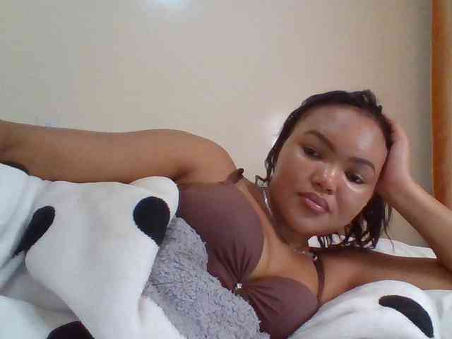 Blackmelanin1 webcam