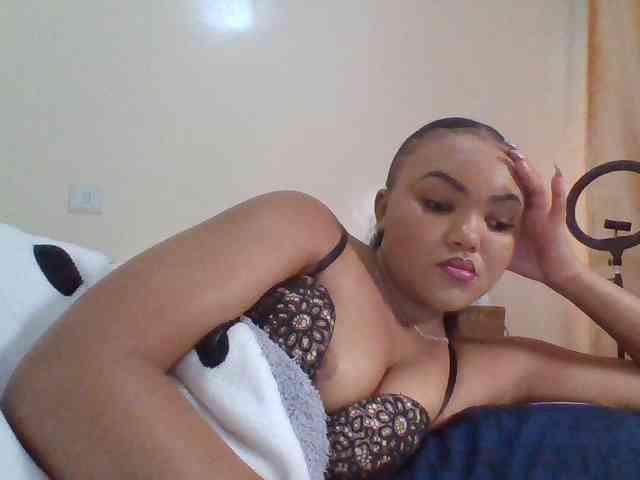 Blackmelanin1 webcam