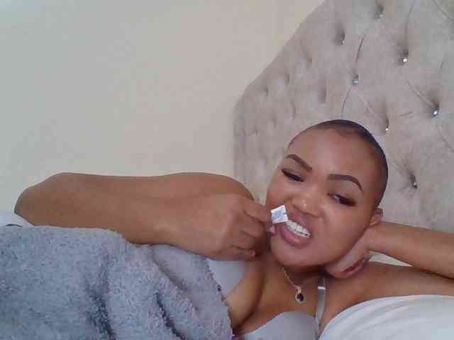Blackmelanin1 webcam