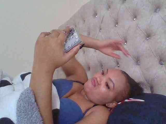 Blackmelanin1 webcam