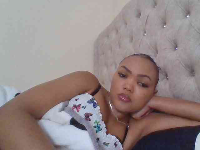 Blackmelanin1 webcam