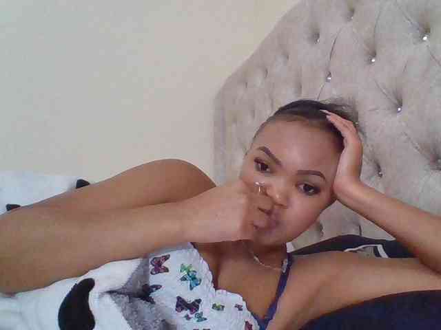 Blackmelanin1 webcam