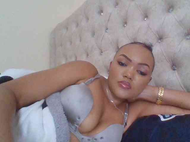 Blackmelanin1 webcam