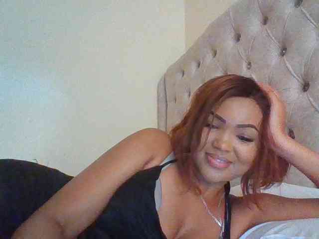Beautystar12's webcam live show