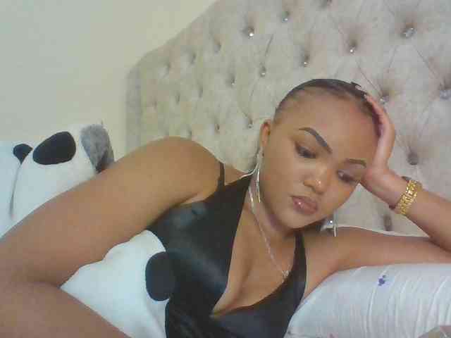Blackmelanin1 webcam