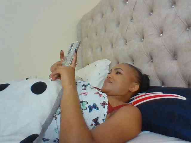 Blackmelanin1 webcam