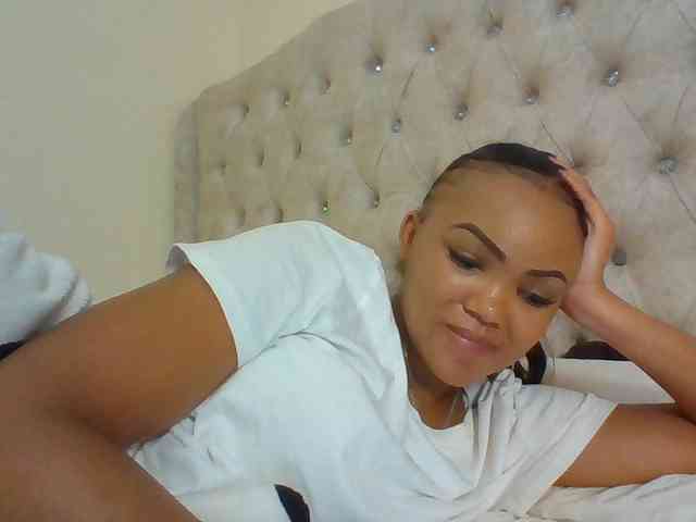 Blackmelanin1 webcam