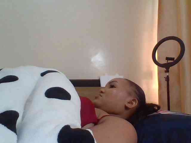 Blackmelanin1 webcam