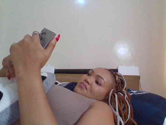 Blackmelanin1 webcam