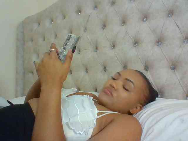 Blackmelanin1 webcam