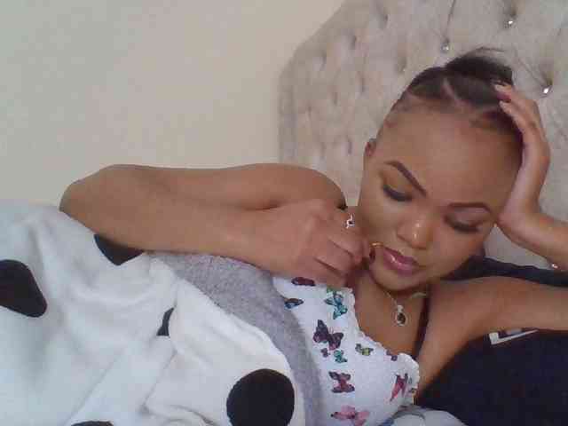 Blackmelanin1 webcam