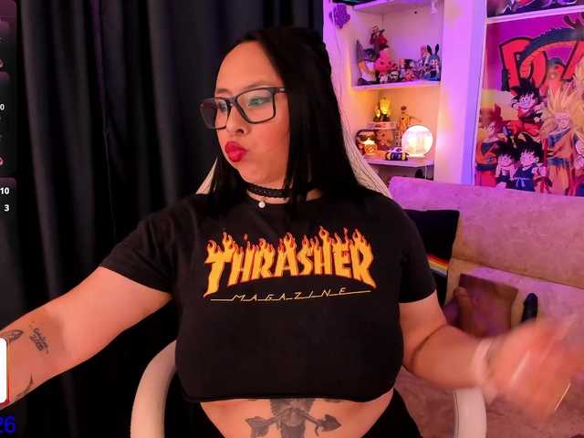 yeye-scs live cam on BongaCams