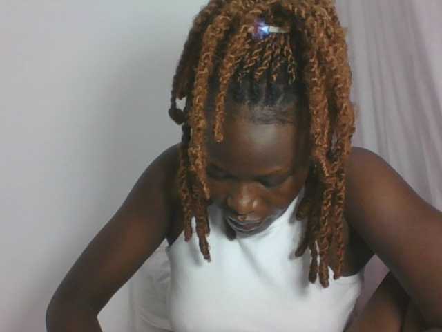 Darberry21 live cam on BongaCams