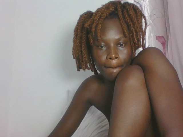 Darberry21 live cam on BongaCams