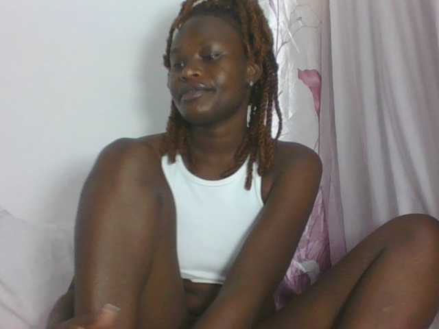 Darberry21 live cam on BongaCams