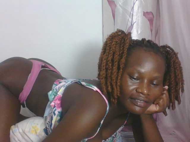 Darberry21 live cam on BongaCams