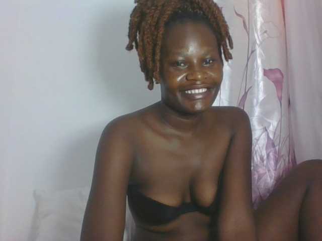 Darberry21 live cam on BongaCams