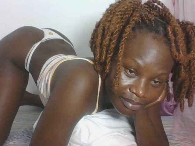 Darberry21 live cam on BongaCams