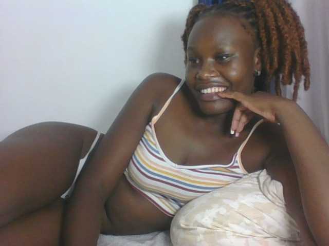 Darberry21 live cam on BongaCams