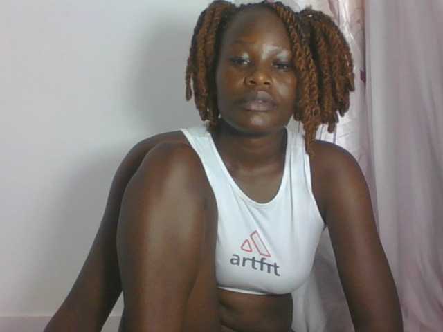 Darberry21 live cam on BongaCams