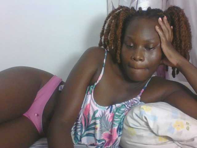 Darberry21 live cam on BongaCams